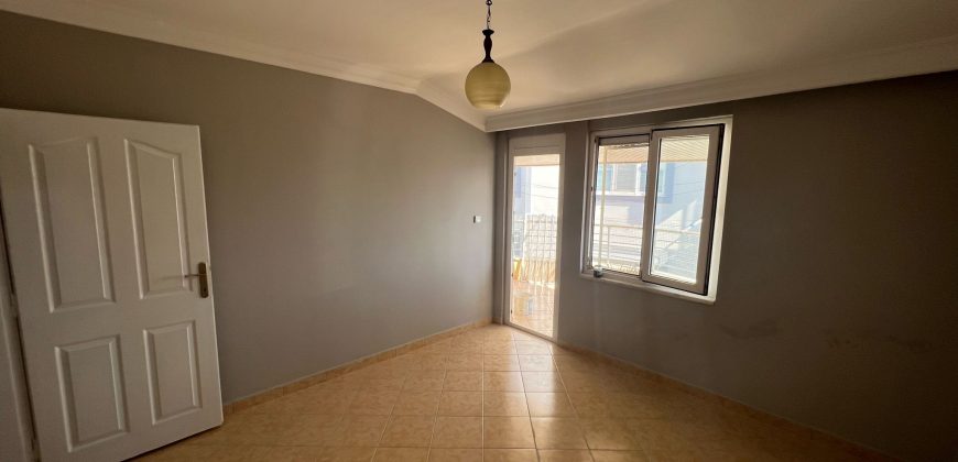 5004 ARİFOĞLU APT CİKCİLLİ ALANYA SATILIK 5 KATLI BİNANIN 5. KATI 3+1 BOŞ DAİRE