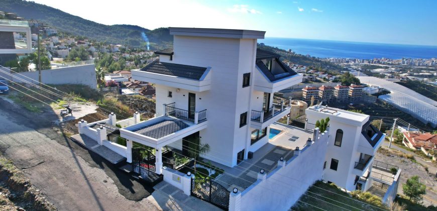 DALGILIÇ VİLLA KARGICAK ALANYA SATILIK ULTRA LÜKS MÜSTAKİL 4+1 300 M2 825.000 €