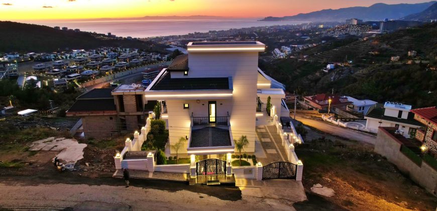 DALGILIÇ VİLLA KARGICAK ALANYA SATILIK ULTRA LÜKS MÜSTAKİL 4+1 300 M2 825.000 €