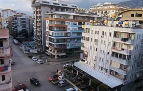 1112- MAHMUTLAR SAAT KULESİ YANINDA 1+1 EŞYALI SATILIK DAİRE 2,560,000TL