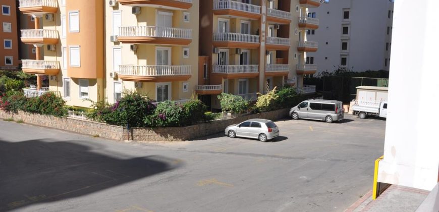 TAŞ APT MAHMUTLAR ALANYA KİRALIK EŞYALI 2+1 DAİRE UZUN DÖNEM KİRALIK AYLIK 20.000 TL