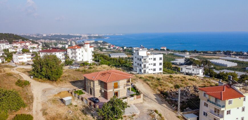 İNCEKUM SATILIK 4+1 BOŞ VİLLA ALANYA Taş Villa Sumaklı