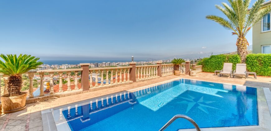 KARGICAK SATILIK 3+1 EŞYALI VİLLA ALANYA Gold City Villa