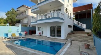 KARGICAK SATILIK VİLLA 5+3 EŞYALI ALANYA  Müstakil Triplex  VİLLA OKEAS