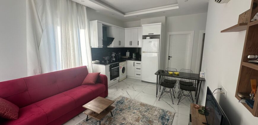 MAHMUTLARDA KIRALIK 1+1 EŞYALI DAIRE ALANYA SINCERA BOUTIQUE      380 €