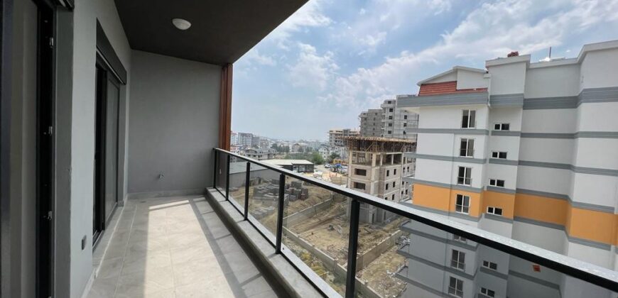 AVSALLAR SATILIK 1+1 EŞYASIZ RESİDENCE ALANYA  ROYAL SİS 9