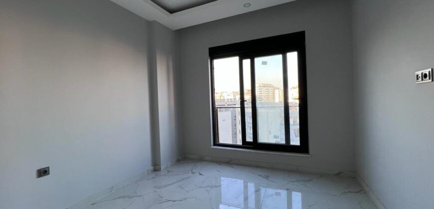 AVSALLAR SATILIK 1+1 EŞYASIZ DAİRE ALANYA  MİA PERA APARTMANI