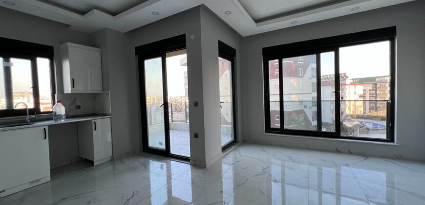 AVSALLAR SATILIK 1+1 EŞYASIZ DAİRE ALANYA  MİA PERA APARTMANI