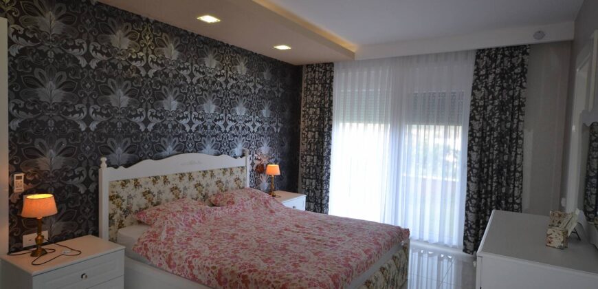 KARGICAK SATILIK 3+1 EŞYALI VİLLA ALANYA Granada Villa