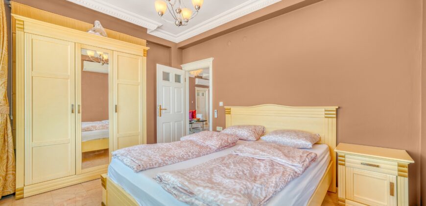 KARGICAK SATILIK 3+1 EŞYALI VİLLA ALANYA Gold City Villa