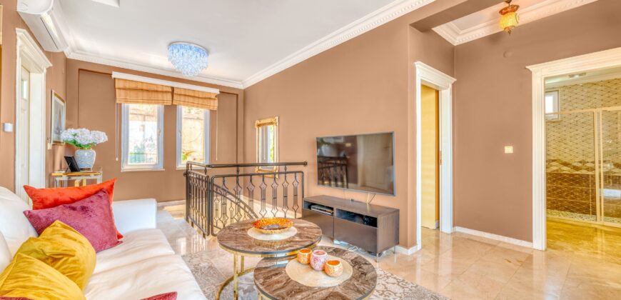 KARGICAK SATILIK 3+1 EŞYALI VİLLA ALANYA Gold City Villa