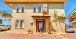 KARGICAK SATILIK 3+1 EŞYALI VİLLA ALANYA Gold City Villa