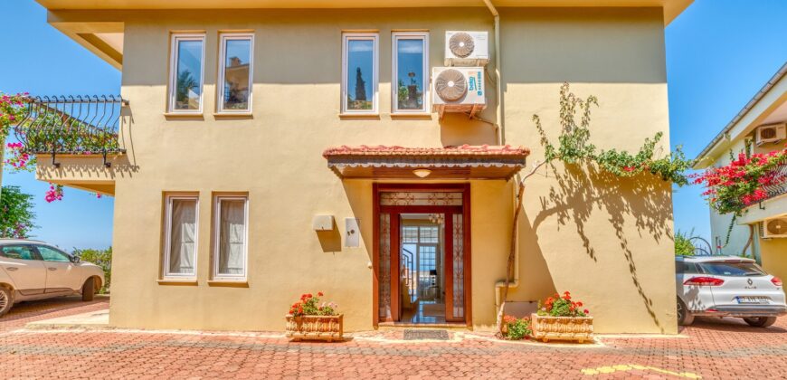 KARGICAK SATILIK 3+1 EŞYALI VİLLA ALANYA Gold City Villa