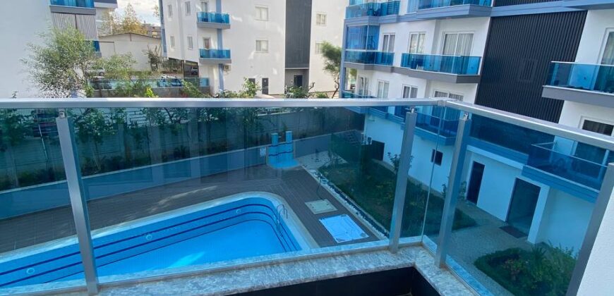 OBA SATILIK 1+1 EŞYALI DAİRE ALANYA EXODUS PARK