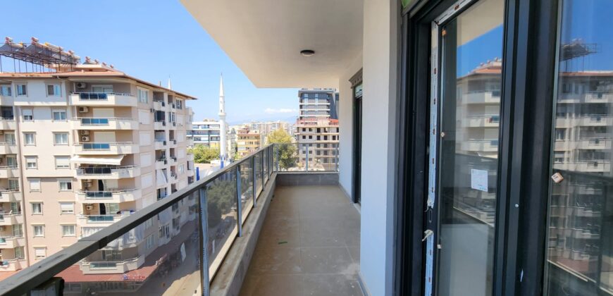 AYŞE NAZIM SAYAR APT MAHMUTLAR ALANYA KİRALIK BOŞ 3+1 DAİRE AYLIK 23.500 TL