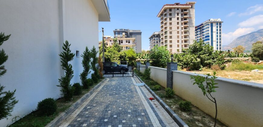 AYŞE NAZIM SARAY APARTMANI MAHMUTLAR ALANYA KİRALIK AYRI MUTFAK 2+1 BOŞ DAİRE AYLIK 16.000 TL