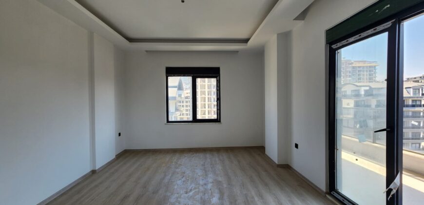 AYŞE NAZIM SARAY APARTMANI MAHMUTLAR ALANYA KİRALIK AYRI MUTFAK 2+1 BOŞ DAİRE AYLIK 16.000 TL