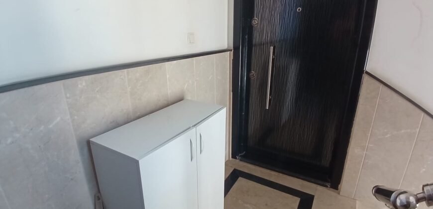 alanya merkez eşyalı kiralık daire 3+1 esyalı  27.000  23.000 esyasız