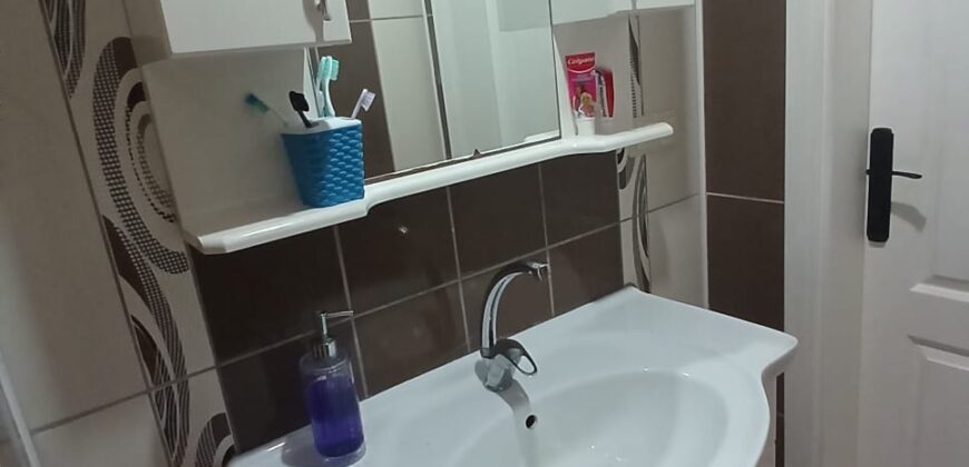 alanya merkez eşyalı kiralık daire 3+1 esyalı  27.000  23.000 esyasız