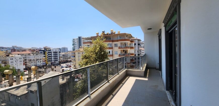 AYŞE NAZIM SARAY APARTMANI MAHMUTLAR ALANYA KİRALIK AYRI MUTFAK 2+1 BOŞ DAİRE AYLIK 16.000 TL