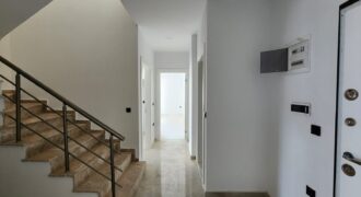 AYŞE NAZIM SAYAR APT MAHMUTLAR ALANYA KİRALIK BOŞ 3+1 DAİRE AYLIK 23.500 TL