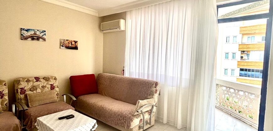 BARIŞ CADDESİ MAHMUTLAR ALANYA KİRALIK EŞYALI 1+1 DAİRE AYLIK 12.000 TL