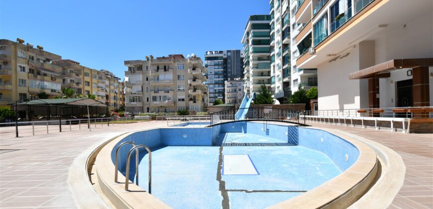 ALANYA MAHMUTLARDA KİRALIK 1+1 EŞYALI DAİRE 15.000 TL