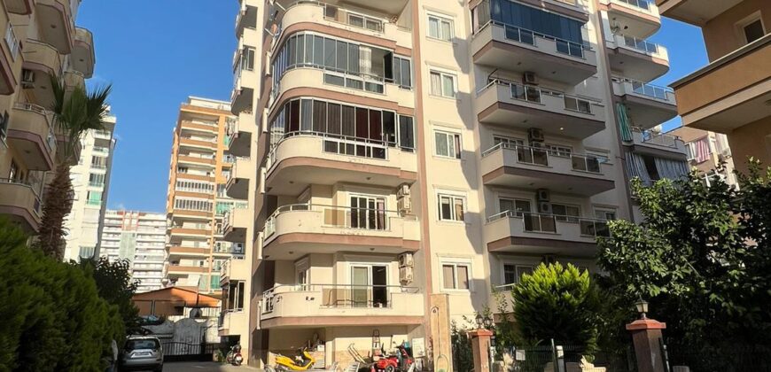 ALANYA MAHMUTLAR SALI PAZARI ORADA 1+1 KİRALIK DAİRE 14.000 TL