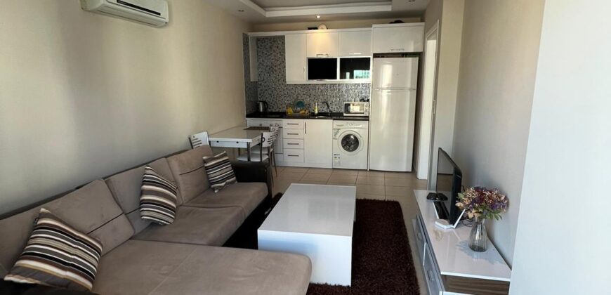 ALANYA MAHMUTLAR SALI PAZARI ORADA 1+1 KİRALIK DAİRE 14.000 TL