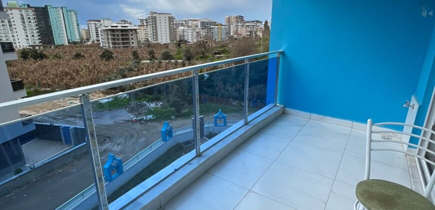 1286- MAHMUTLAR MERKEZDE BLUE TOWER REZİDANSTA 1+1 EŞYALI KİRALIK DAİRE 400 €