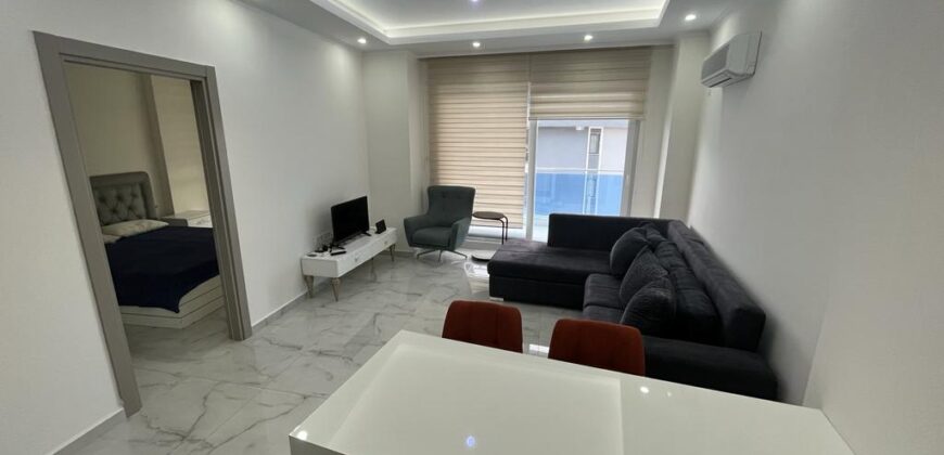 1286- MAHMUTLAR MERKEZDE BLUE TOWER REZİDANSTA 1+1 EŞYALI KİRALIK DAİRE 400 €